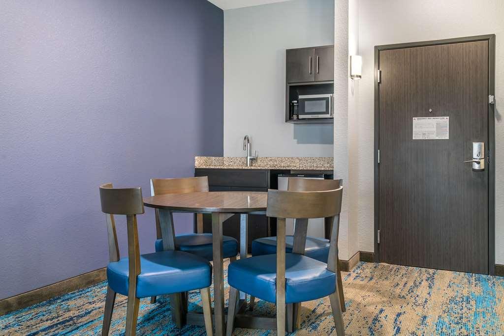 Comfort Inn & Suites Adrian Kamer foto