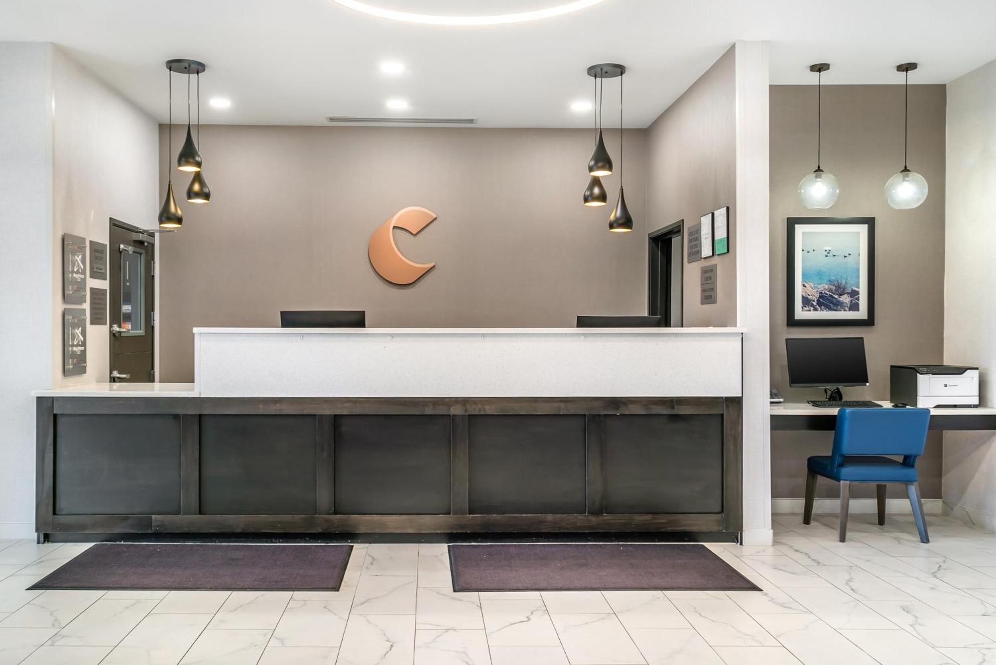 Comfort Inn & Suites Adrian Buitenkant foto